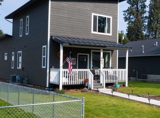 503 E B St, Deer Park, WA 99006