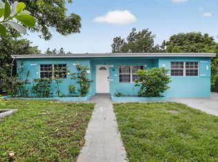 6238 Hayes St, Hollywood, FL 33024