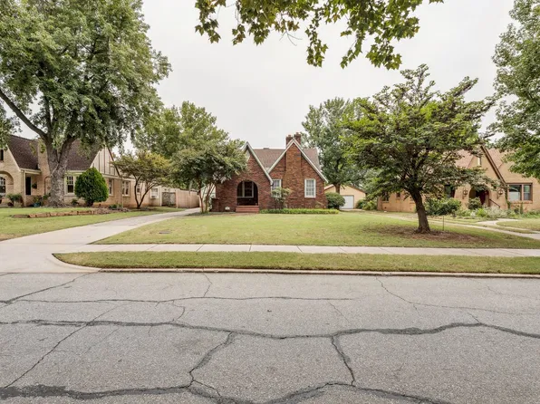 308 E 5th St, Edmond, OK 73034