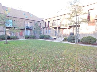 18 Ginger Ct, Eatontown, NJ 07724