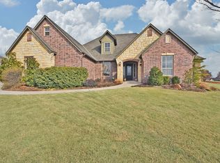 6520 Valley View Rd, Edmond, OK 73034
