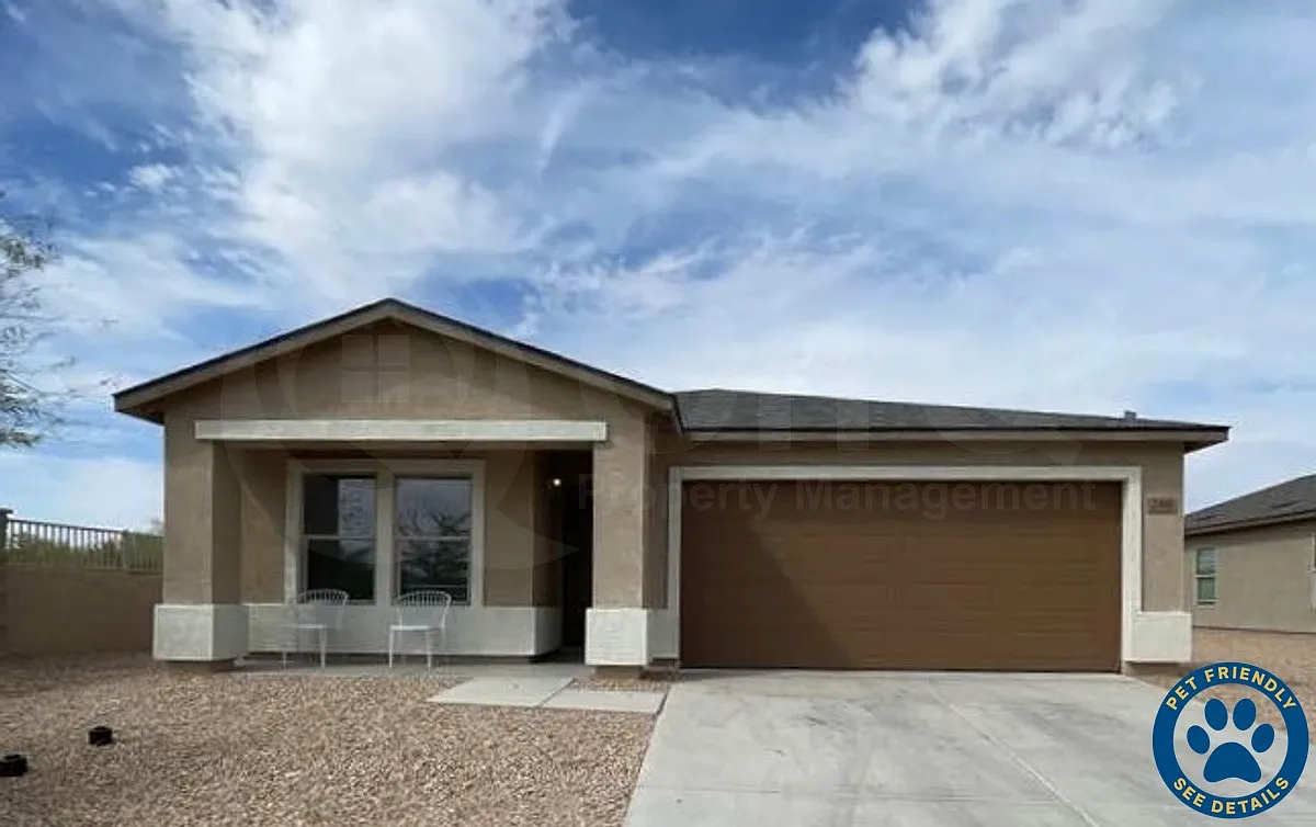 3 bed, 2.0 bath, 1202 sqft, $1,549 — Photo 1