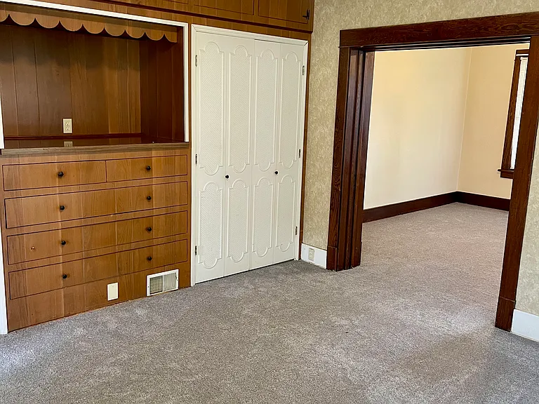 39 E 2nd St #1 — Photo 5