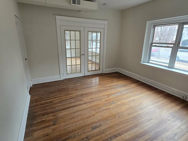 6300 N Rosebury Ave #2S — Photo 8