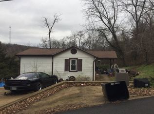 305 S Lynn St, Waynesville, MO 65583