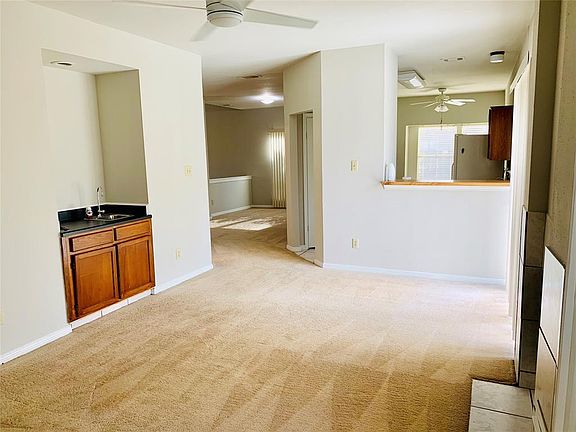 3rd image of 7403 Alcomita Dr
