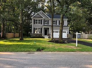 439 Manor Rd, Arnold, MD 21012