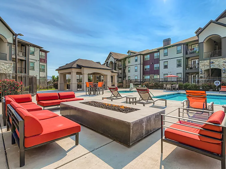 Eversage Apartments — Photo 19