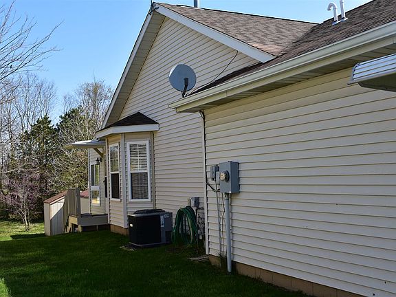 3rd image of 1948 Southridge Dr