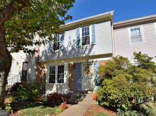 2808 Andiron Ln, Vienna, VA 22180