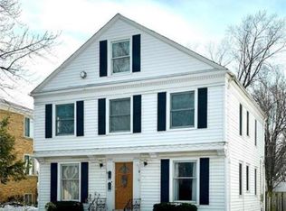 2362 Wooster Rd, Rocky River, OH 44116
