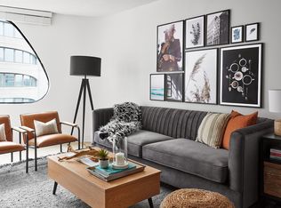800 S Wells St APT 521, Chicago, IL 60607