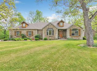 3588 N Buck Run Ln, Springfield, MO 65803