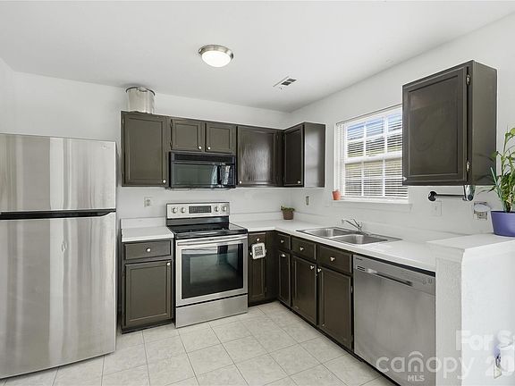 5th image of 9678 Old Gate Dr