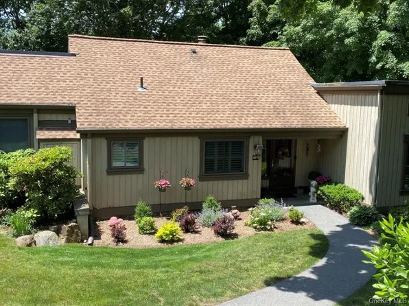 189 Heritage Hills Heritage Hills #B, Somers, NY 10589