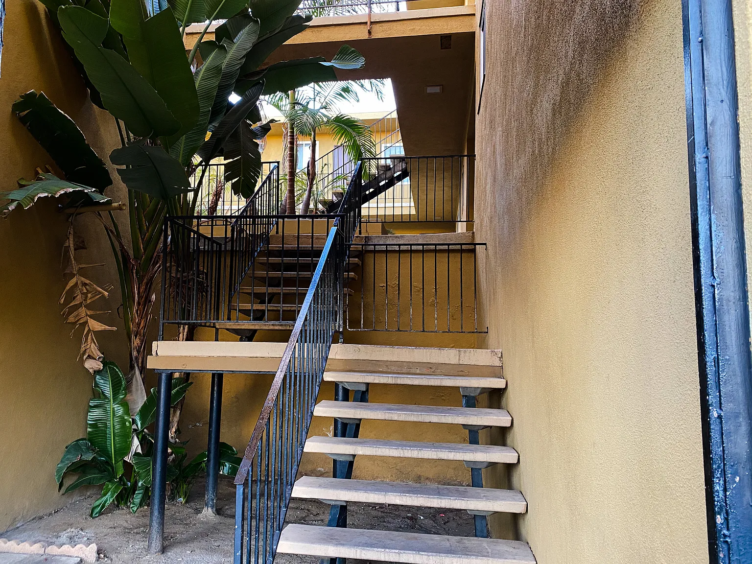 49th Street Apartments — Photo 3