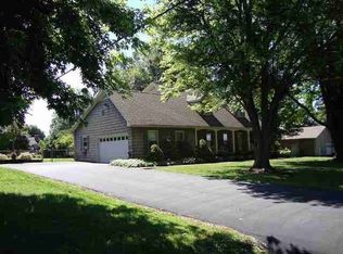 2464 Shamrock Dr, Bowling Green, KY 42104