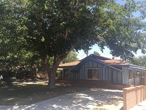 2nd image of 44320 Palm Vista Ave