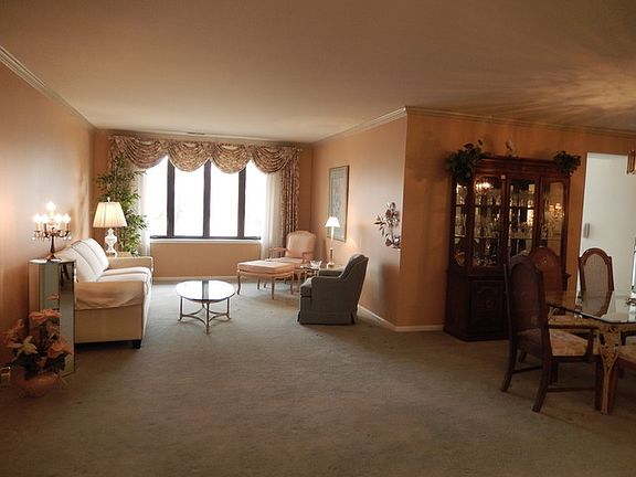 2nd image of 11657 S Matterhorn Cir APT 202