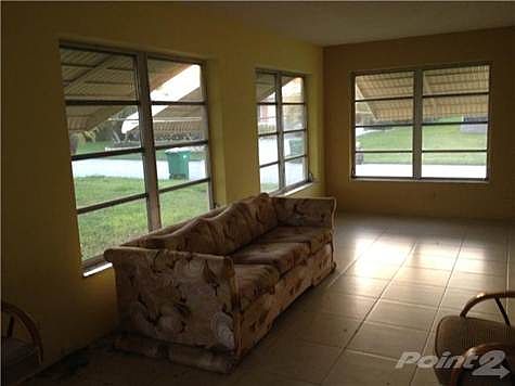 2nd image of 2304 NW 55th St