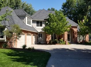 300 E Woodlander Dr, Eagle, ID 83616