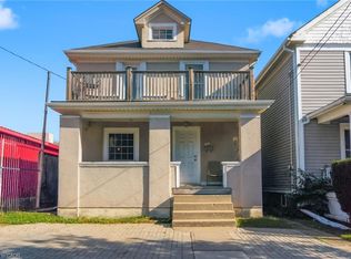 132 1/2 Lake St, Saint Catharines, ON L2R 5Y1