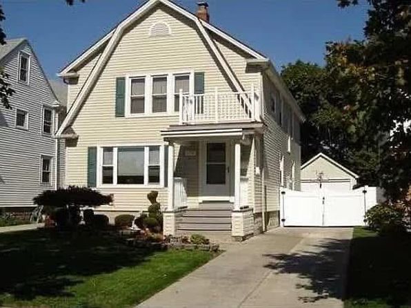 110 Knox Ave APT 2