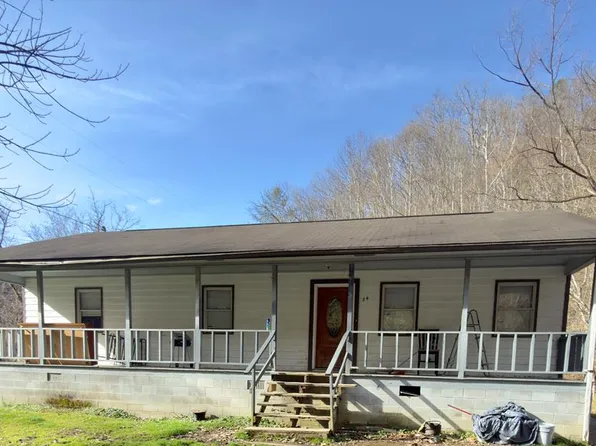 34 Bruce Ln, Prestonsburg, KY 41653