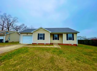 302 Ruf Dr, Oak Grove, KY 42262