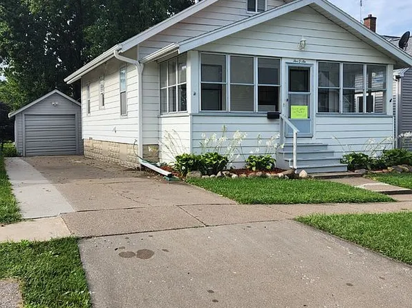 506 Monroe St, Muscatine, IA 52761