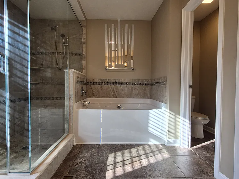 605 Alessia Ct — Photo 22