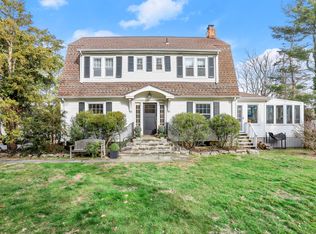 339 Round Hill Rd, Greenwich, CT 06831