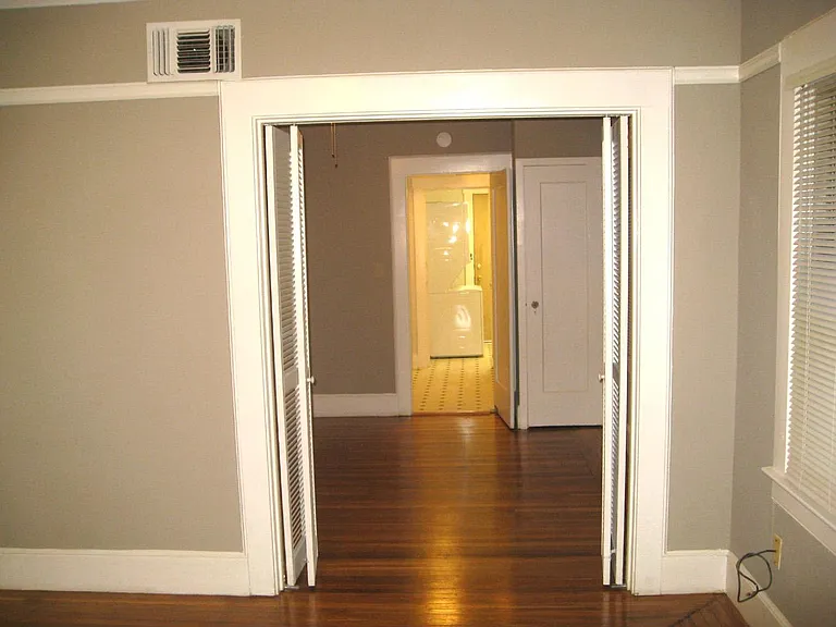 2601 E St #B — Photo 4
