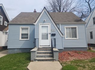 1517 Larchmont Rd, Cleveland, OH