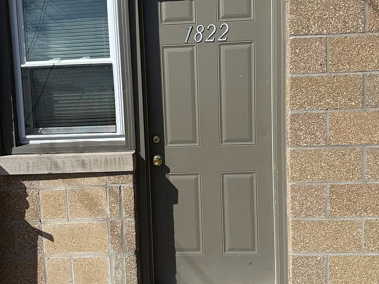 1822 N Vel R Phillips Ave — Photo 9