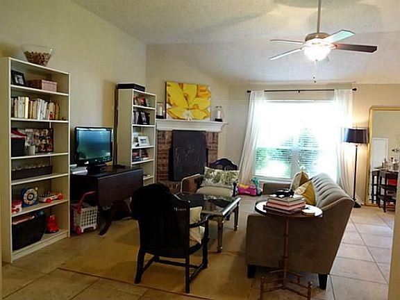 2nd image of 2712 Jennie Wells Dr
