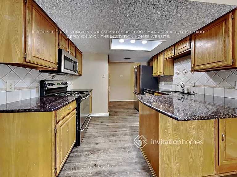 1304 Brookmeadow Ct — Photo 8