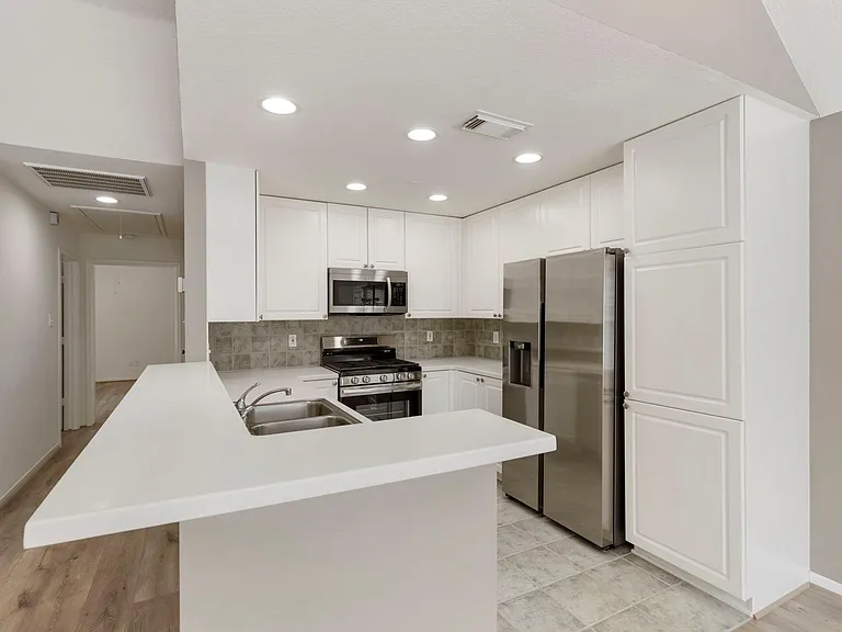 67 Woodlily Pl — Photo 12