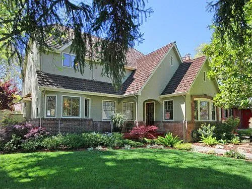 2548 9th Ave photo 1