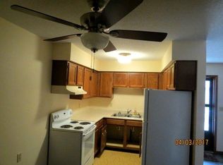 429 S Maple St, Paullina, IA 51046