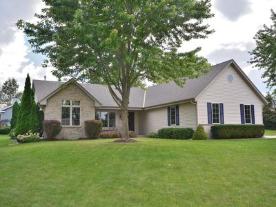 N103W16979 Wildrose Ln, Germantown, WI, 53022