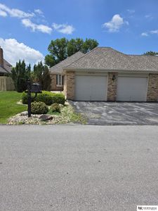 6216 Oak Hills Plz, Omaha, NE, 68137