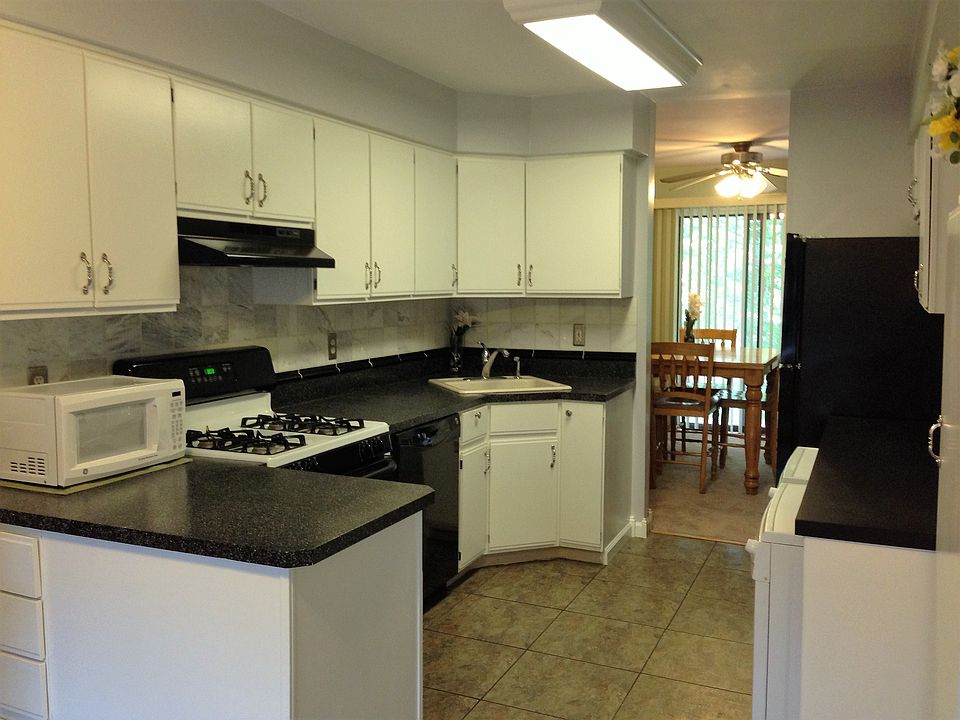 1st image of 302 Santa Anita Ln