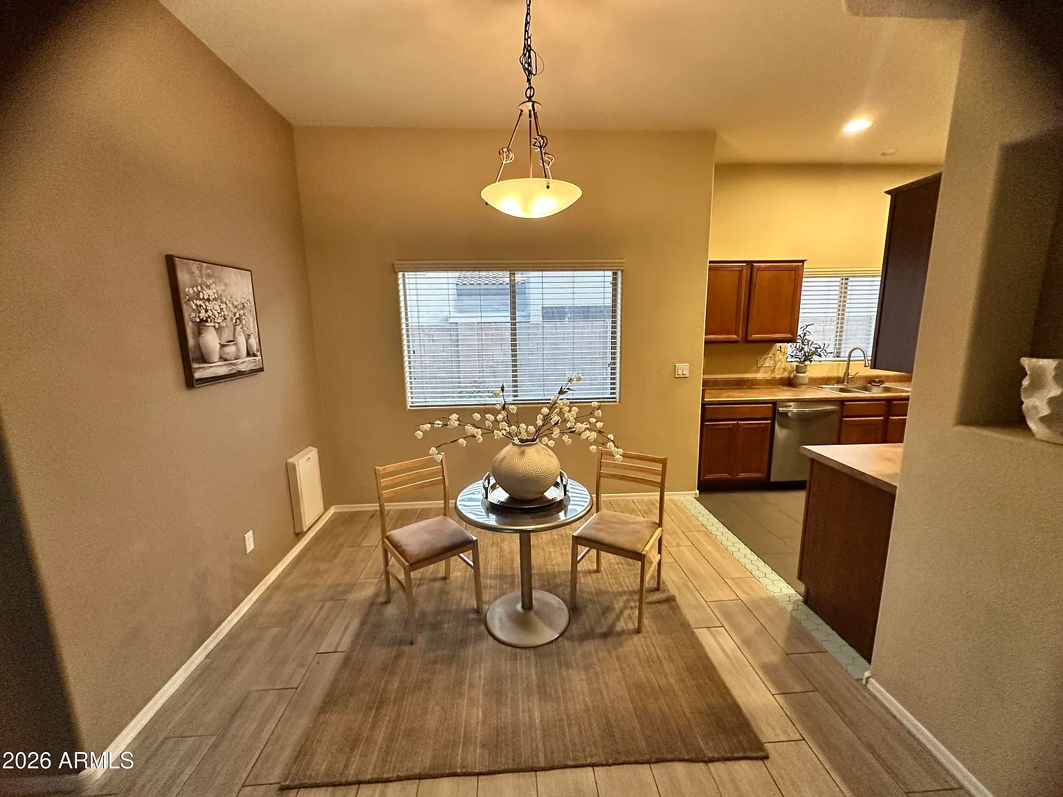 3 bed, 4.0 bath, 1625 sqft, $2,199 — Photo 3