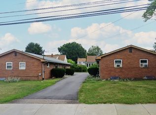 877 Gorge Blvd, Akron, OH 44310