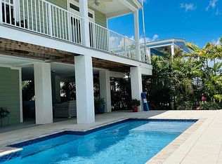 27343 Saint Martin Ln, Ramrod Key, FL 33042