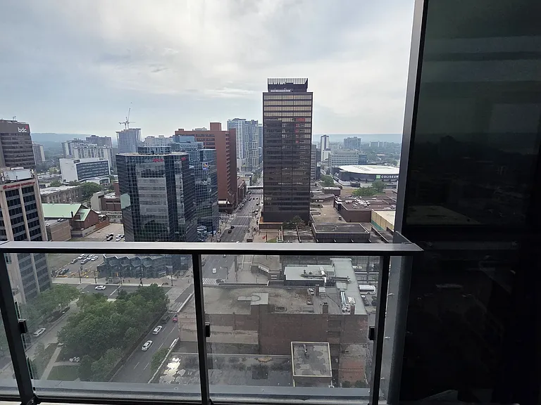 22 Hughson St N #2307B — Photo 10