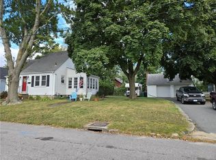 32 Palm Blvd, Warwick, RI 02888