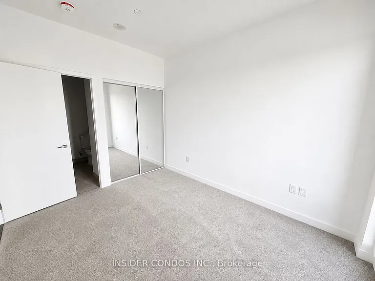4010 Eglinton Ave W #428 — Photo 13