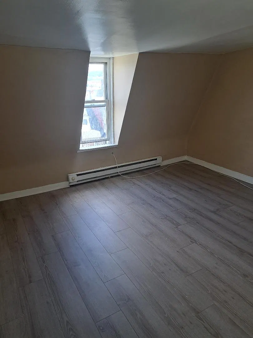 513 N 4th St — Photo 2